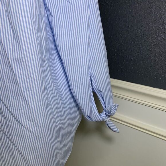 Francesca’s Iris off the shoulder striped stop - Picture 4 of 5